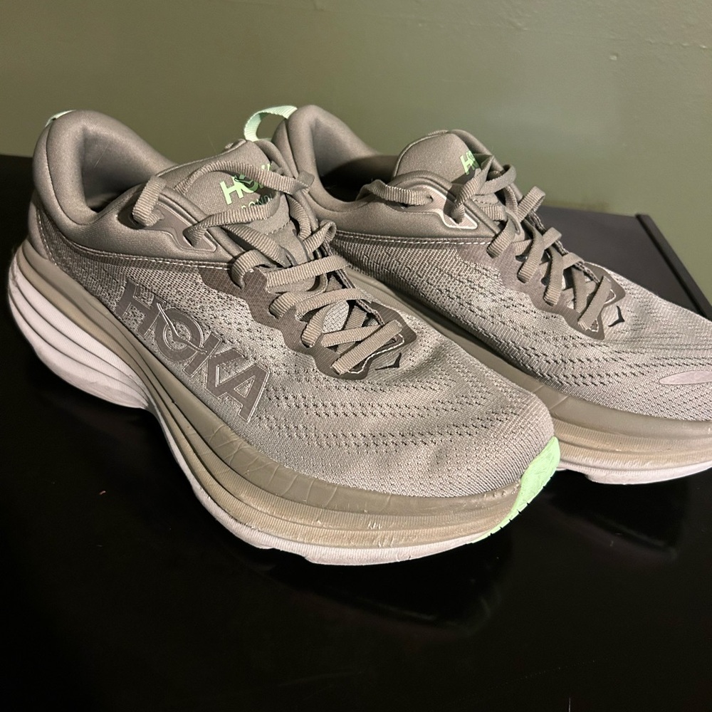 Hoka Bondi 8